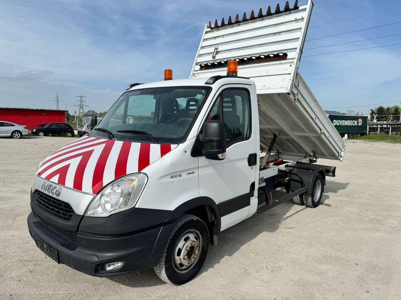 Iveco Daily 40 C 15 - Tipper - Furgoneta basculante: foto 1 Iveco Daily 40 C 15 - Tipper - Furgoneta basculante: foto 1