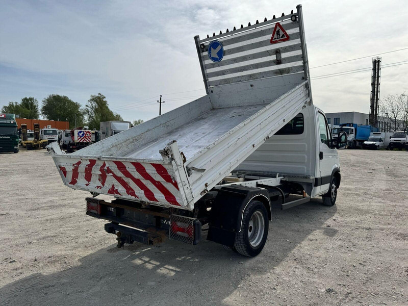 Furgoneta basculante Iveco Daily 40 C 15 - Tipper: foto 7 Furgoneta basculante Iveco Daily 40 C 15 - Tipper: foto 7