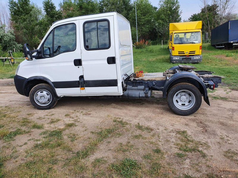 Iveco Daily 50C17 DOKA BE Mini Trekker - SZM - 3.5t - Cabeza tractora BE, Furgoneta combi: foto 2 Iveco Daily 50C17 DOKA BE Mini Trekker - SZM - 3.5t - Cabeza tractora BE, Furgoneta combi: foto 2