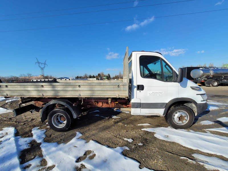 Iveco Daily 65 C 17 3 sided tipper 6,5t - Camión volquete: foto 4 Iveco Daily 65 C 17 3 sided tipper 6,5t - Camión volquete: foto 4
