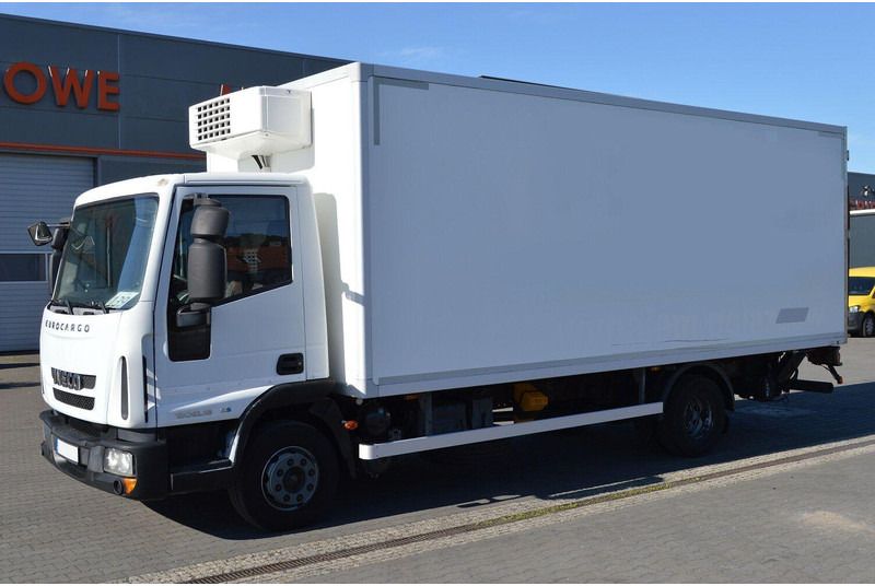 Iveco EUROCARGO 120EL18 REFRIGERATOR+LIFT SIDE DOOR - Camión frigorífico: foto 2 Iveco EUROCARGO 120EL18 REFRIGERATOR+LIFT SIDE DOOR - Camión frigorífico: foto 2