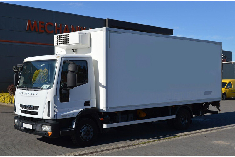 Iveco EUROCARGO 120EL18 REFRIGERATOR+LIFT SIDE DOOR - Camión frigorífico: foto 1 Iveco EUROCARGO 120EL18 REFRIGERATOR+LIFT SIDE DOOR - Camión frigorífico: foto 1