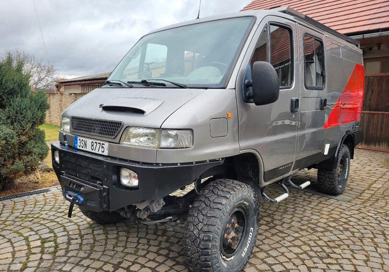 Iveco SCAM SMT 35. 3D 4x4 Off Road Van - Furgoneta caja cerrada: foto 1 Iveco SCAM SMT 35. 3D 4x4 Off Road Van - Furgoneta caja cerrada: foto 1