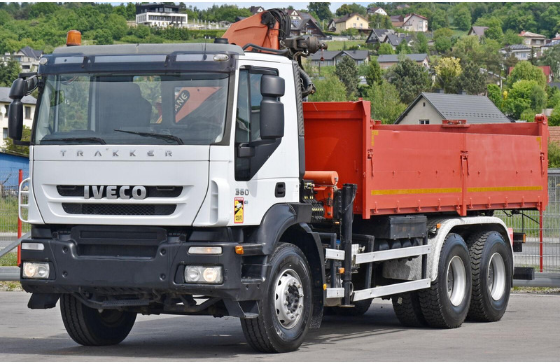 Iveco TRAKKER 360 * KIPPER 5,60 m * PK 15500 + FUNK * 6x4 - Camión volquete, Camión grúa: foto 4 Iveco TRAKKER 360 * KIPPER 5,60 m * PK 15500 + FUNK * 6x4 - Camión volquete, Camión grúa: foto 4