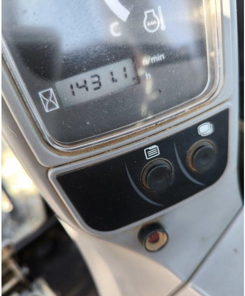 Arrendamiento de Kubota U27-4 - Crawler mini excavator Kubota U27-4 - Crawler mini excavator: foto 12 Arrendamiento de Kubota U27-4 - Crawler mini excavator Kubota U27-4 - Crawler mini excavator: foto 12