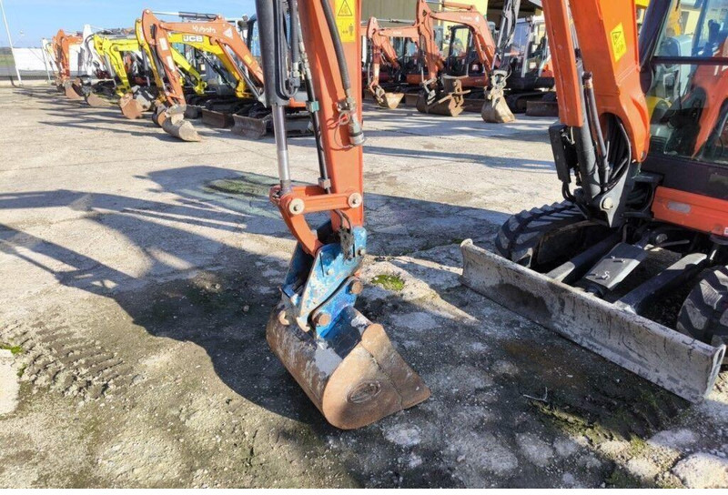 Arrendamiento de Kubota U27-4 - Crawler mini excavator Kubota U27-4 - Crawler mini excavator: foto 14 Arrendamiento de Kubota U27-4 - Crawler mini excavator Kubota U27-4 - Crawler mini excavator: foto 14