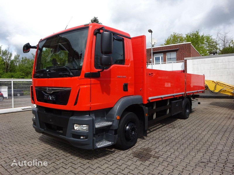 MAN 15.250 TGM Flatbed - Camión caja abierta: foto 1 MAN 15.250 TGM Flatbed - Camión caja abierta: foto 1