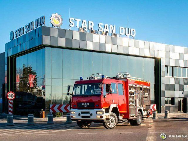 MAN L 80 4x4 Straż Pożarna Firetruck Feuerwehr - Camión de bomberos: foto 3 MAN L 80 4x4 Straż Pożarna Firetruck Feuerwehr - Camión de bomberos: foto 3
