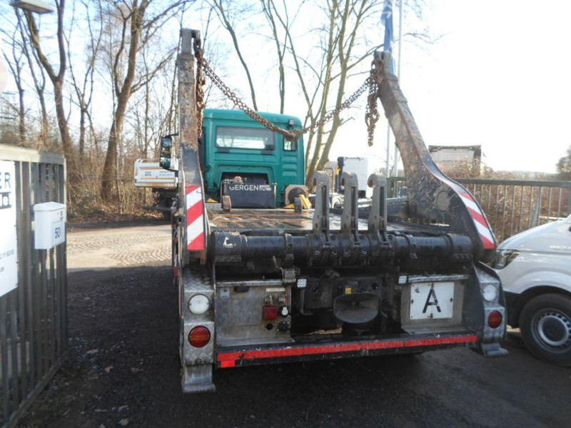 MAN TGS 26.420 Absetzkipper - Camión portacontenedor de cadenas: foto 3 MAN TGS 26.420 Absetzkipper - Camión portacontenedor de cadenas: foto 3
