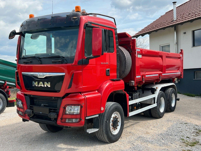 MAN TGS 33.480 6x6 B Tipper - Camión volquete: foto 2 MAN TGS 33.480 6x6 B Tipper - Camión volquete: foto 2