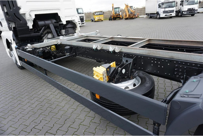 Camión chasis MAN TGX / 18.460 / ACC / E 6 / XLX / BDF / 7,15 M , 7,45 M: foto 10