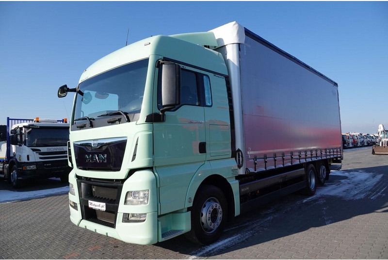 MAN TGX 26.440 / 6x2 / FIRANKA - 8,15 m / SOLÓWKA / WINDA ZAŁADOWCZA - Camión lona: foto 3 MAN TGX 26.440 / 6x2 / FIRANKA - 8,15 m / SOLÓWKA / WINDA ZAŁADOWCZA - Camión lona: foto 3
