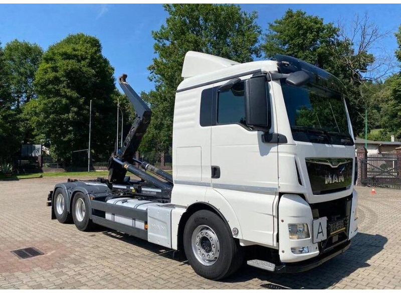MAN TGX 26.440 - Camión multibasculante: foto 4 MAN TGX 26.440 - Camión multibasculante: foto 4