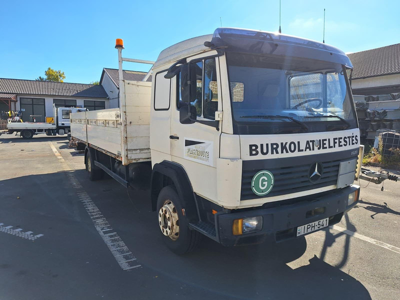 Mercedes-Benz 1120 - Pritsche - Camión caja abierta: foto 3 Mercedes-Benz 1120 - Pritsche - Camión caja abierta: foto 3