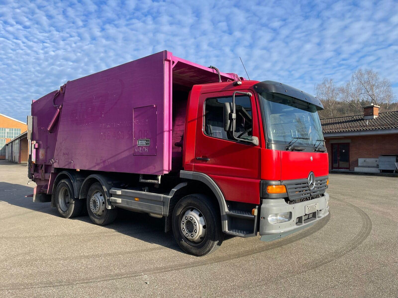 Mercedes-Benz 2128 Szemétszállító - Camión de basura: foto 2 Mercedes-Benz 2128 Szemétszállító - Camión de basura: foto 2