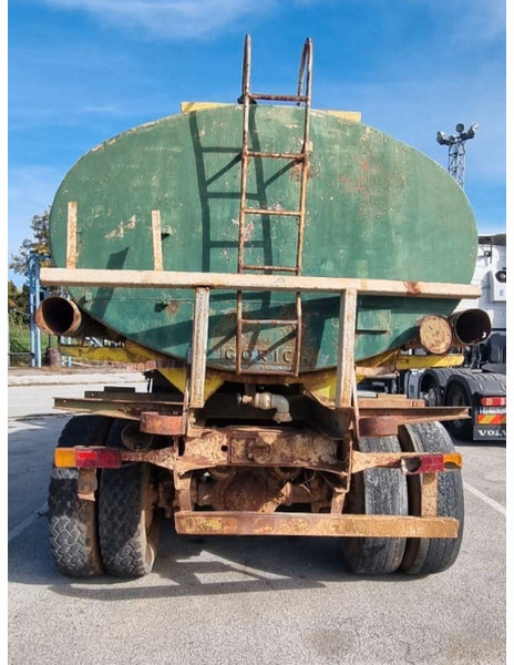 Mercedes-Benz 2219 6x4 Vízszállító Tartálykocsi - Camión cisterna: foto 4 Mercedes-Benz 2219 6x4 Vízszállító Tartálykocsi - Camión cisterna: foto 4