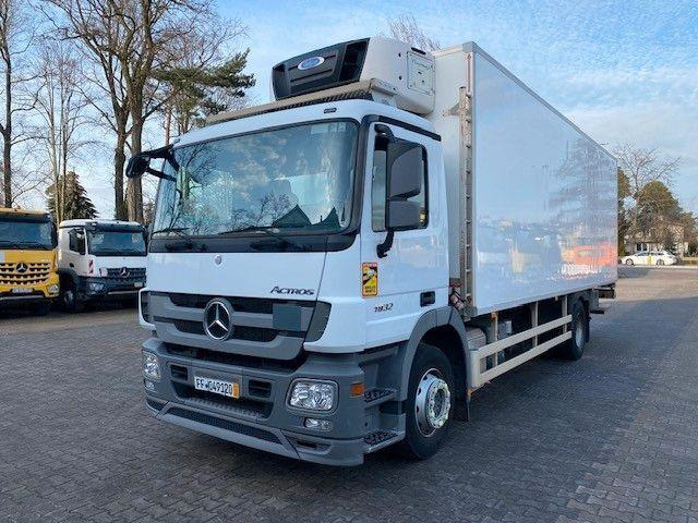 Mercedes-Benz ACTROS 1832 - Camión frigorífico: foto 3 Mercedes-Benz ACTROS 1832 - Camión frigorífico: foto 3