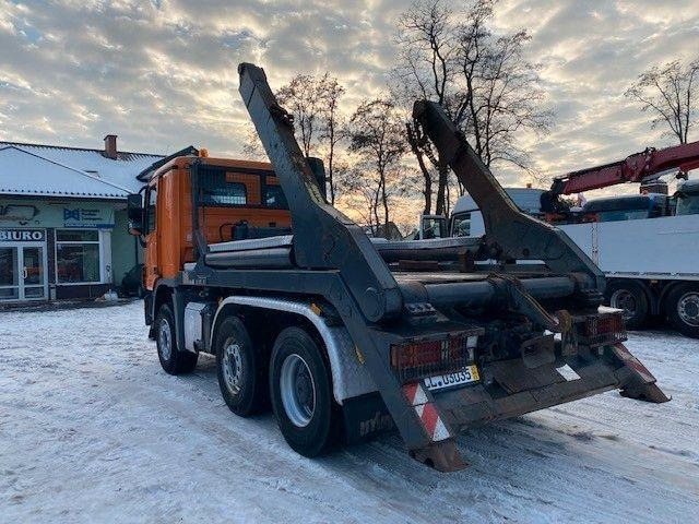 Mercedes-Benz ACTROS 1841 - Camión portacontenedor de cadenas: foto 3 Mercedes-Benz ACTROS 1841 - Camión portacontenedor de cadenas: foto 3
