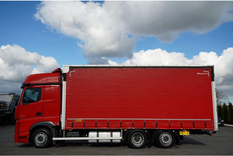 Mercedes-Benz ACTROS 2545 / SOLÓWKA / 6x2 / OŚ PODNOSZONA / BIG SPACE / WIELT - Camión lona: foto 2 Mercedes-Benz ACTROS 2545 / SOLÓWKA / 6x2 / OŚ PODNOSZONA / BIG SPACE / WIELT - Camión lona: foto 2