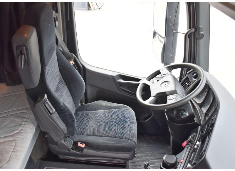 Camión caja abierta, Camión grúa Mercedes-Benz AROCS 2542: foto 12 Camión caja abierta, Camión grúa Mercedes-Benz AROCS 2542: foto 12