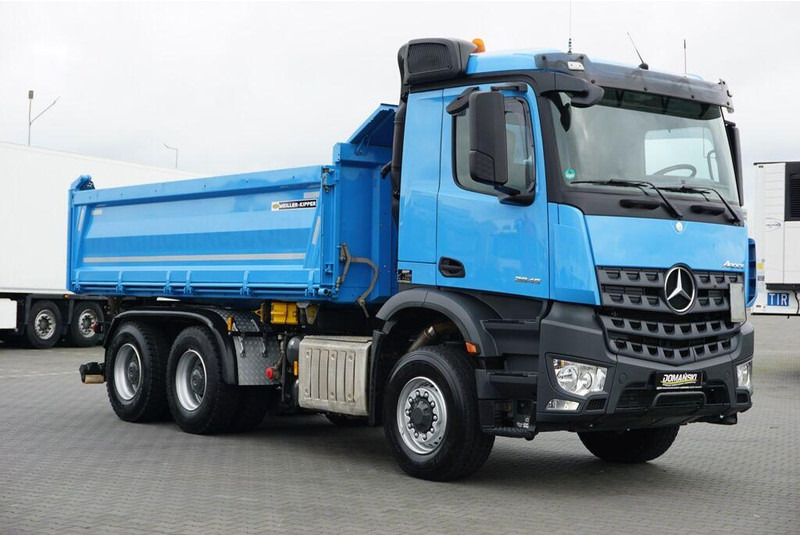 Mercedes-Benz AROCS / 2545 / E 6 / WYWROTKA / 6 X 6 / HYDROBURTA - Camión volquete: foto 3 Mercedes-Benz AROCS / 2545 / E 6 / WYWROTKA / 6 X 6 / HYDROBURTA - Camión volquete: foto 3