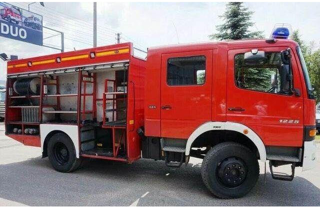 Mercedes-Benz ATEGO 1225 Firebrigade Feuerwehr - Camión de bomberos: foto 4 Mercedes-Benz ATEGO 1225 Firebrigade Feuerwehr - Camión de bomberos: foto 4