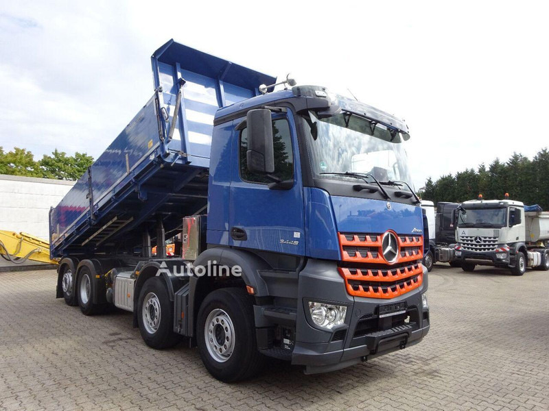 Mercedes-Benz Arocs 3446 - Tipper truck - Camión volquete: foto 2 Mercedes-Benz Arocs 3446 - Tipper truck - Camión volquete: foto 2