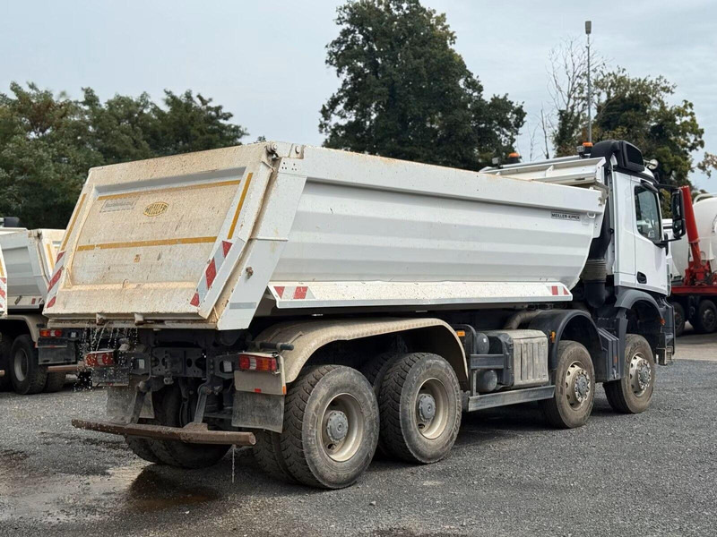 Mercedes-Benz Arocs 4145 - Meiller P436 tipper - Camión volquete: foto 2 Mercedes-Benz Arocs 4145 - Meiller P436 tipper - Camión volquete: foto 2