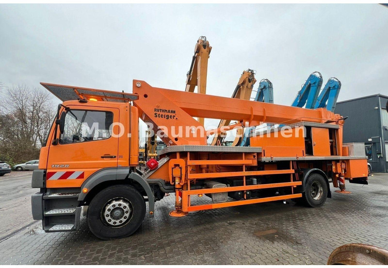 Mercedes-Benz Atego 1928 Ruthmann T 435 45 m - Camión con plataforma elevadora: foto 5 Mercedes-Benz Atego 1928 Ruthmann T 435 45 m - Camión con plataforma elevadora: foto 5