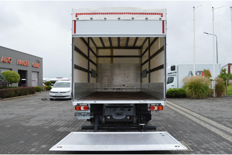 Mercedes-Benz Atego 818 TILT+LIFT 1.HAND 72000km !! - Camión caja cerrada: foto 5 Mercedes-Benz Atego 818 TILT+LIFT 1.HAND 72000km !! - Camión caja cerrada: foto 5