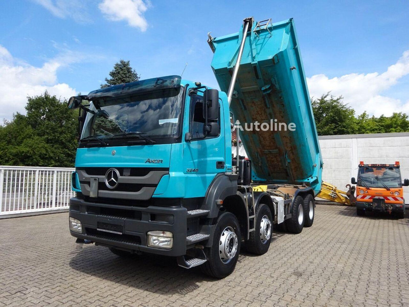 Mercedes-Benz Axor 3240 - Tipper 8x4 - Camión volquete: foto 2 Mercedes-Benz Axor 3240 - Tipper 8x4 - Camión volquete: foto 2
