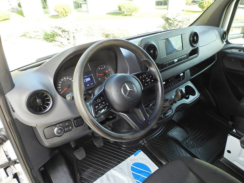 Mercedes-Benz SPRINTER 516 SKRZYNIA PODWÓJNA KABINA DOKA 6 MIEJSC TEMPOMAT KLI - Furgoneta caja abierta: foto 2 Mercedes-Benz SPRINTER 516 SKRZYNIA PODWÓJNA KABINA DOKA 6 MIEJSC TEMPOMAT KLI - Furgoneta caja abierta: foto 2