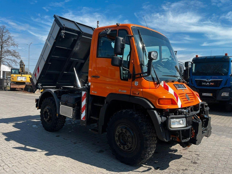 Mercedes-Benz UNIMOG U400 405/12 ZUGMASCHINE/ KIPPER - Dúmper: foto 1 Mercedes-Benz UNIMOG U400 405/12 ZUGMASCHINE/ KIPPER - Dúmper: foto 1