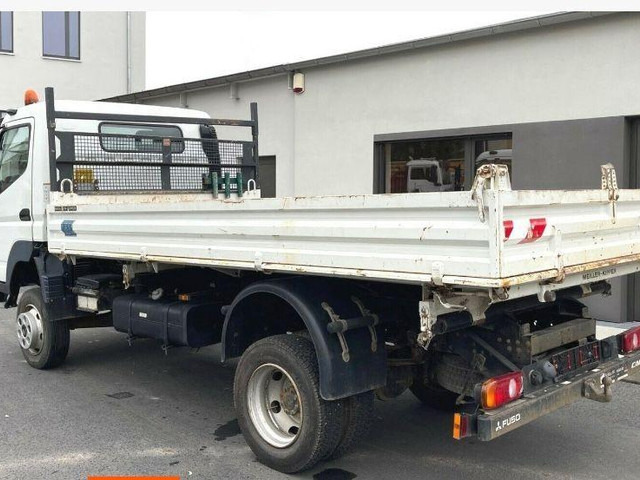 Mitsubishi Fuso 4x4 3 way tipper - Camión volquete: foto 3 Mitsubishi Fuso 4x4 3 way tipper - Camión volquete: foto 3