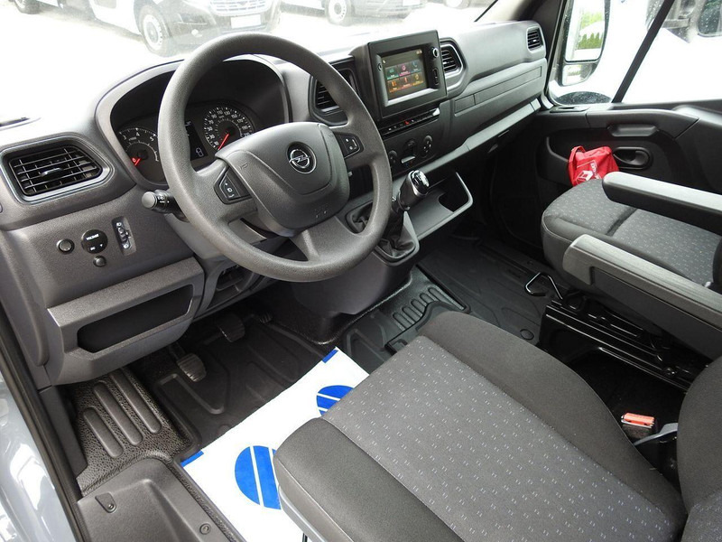 Opel MOVANO PLANDEKA WINDA 9 PALET WEBASTO KLIMATYZACJA TEMPOMAT NAWI - Camión caja cerrada: foto 2 Opel MOVANO PLANDEKA WINDA 9 PALET WEBASTO KLIMATYZACJA TEMPOMAT NAWI - Camión caja cerrada: foto 2