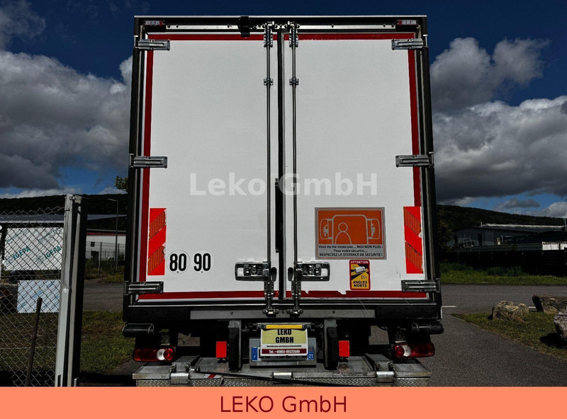 Renault D 16.220 - Camión frigorífico: foto 5 Renault D 16.220 - Camión frigorífico: foto 5