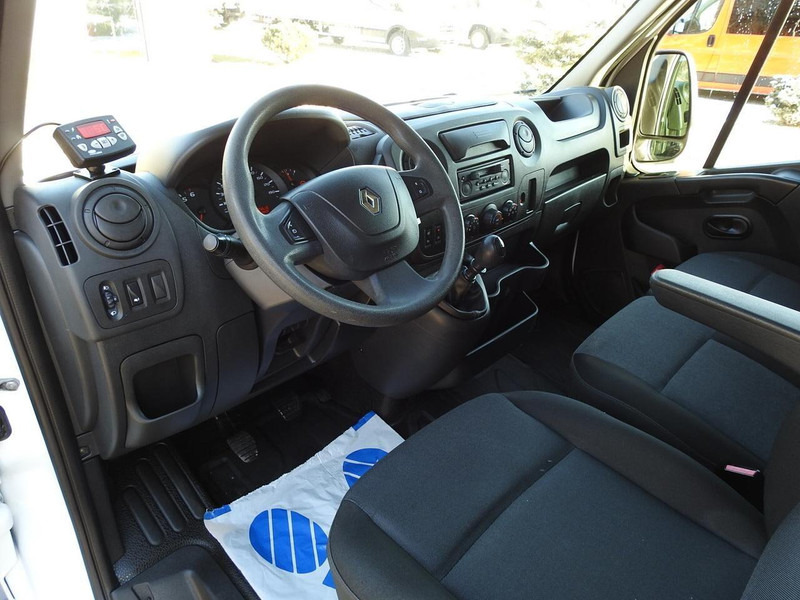 Renault MASTER FURGON CHŁODNIA -20*C ZASILANIE 230V TEMPOMAT KLIMATYZA - Furgoneta frigorifica: foto 2 Renault MASTER FURGON CHŁODNIA -20*C ZASILANIE 230V TEMPOMAT KLIMATYZA - Furgoneta frigorifica: foto 2