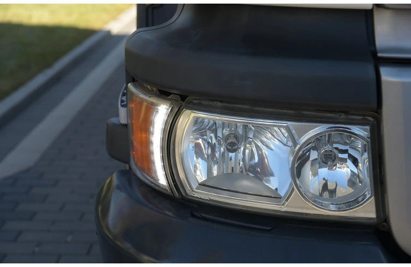 Arrendamiento de Scania P 250 - 3 way tipper + crane Scania P 250 - 3 way tipper + crane: foto 19