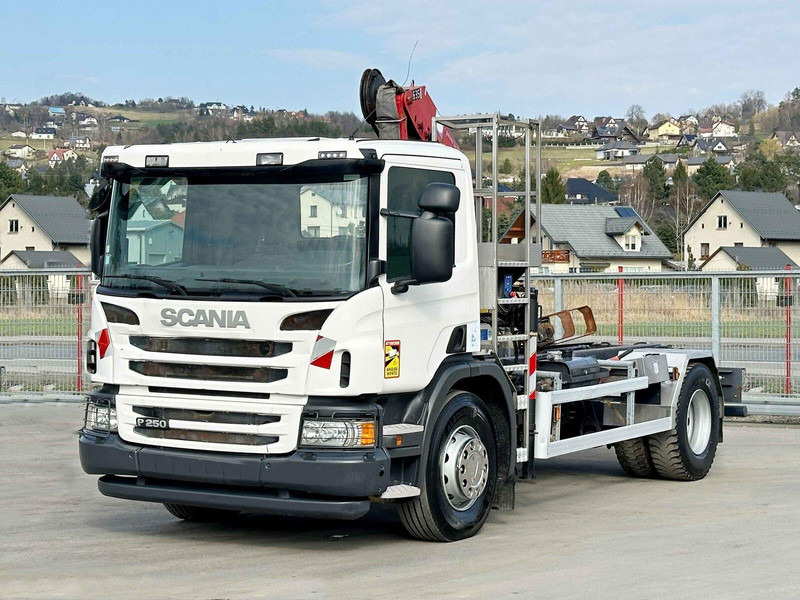 Scania P 250 * HMF 635 K2 + FUNK * TOPZUSTAND - Camión volquete, Camión grúa: foto 2 Scania P 250 * HMF 635 K2 + FUNK * TOPZUSTAND - Camión volquete, Camión grúa: foto 2