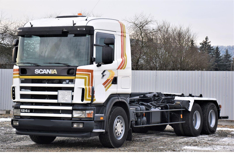 Scania R124 470 Abrollkipper * 6x2 * Motor Problem - Camión multibasculante: foto 4 Scania R124 470 Abrollkipper * 6x2 * Motor Problem - Camión multibasculante: foto 4