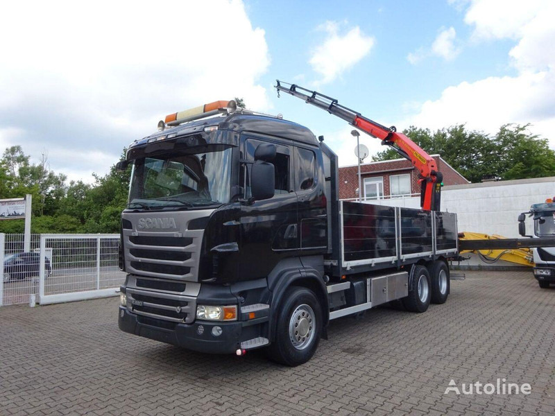 Scania R620 V8 - Flatbed+crane - Camión caja abierta, Camión grúa: foto 2 Scania R620 V8 - Flatbed+crane - Camión caja abierta, Camión grúa: foto 2