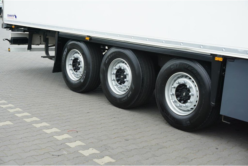 Semirremolque frigorífico Schmitz Cargobull CHŁODNIA / CARRIER VECTOR 1550: foto 9 Semirremolque frigorífico Schmitz Cargobull CHŁODNIA / CARRIER VECTOR 1550: foto 9