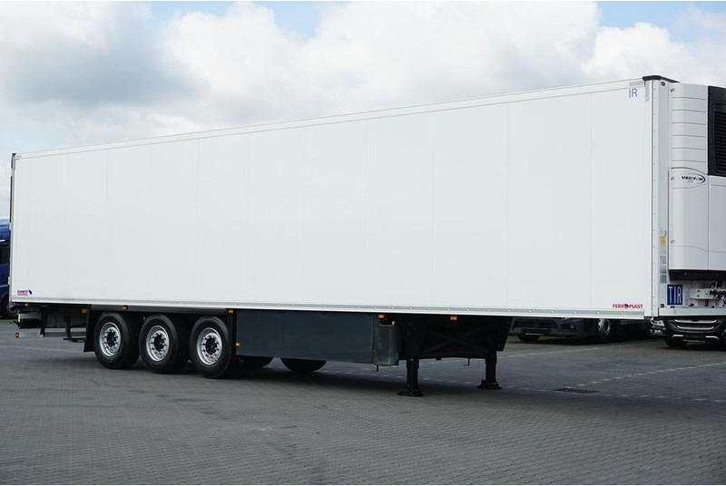 Schmitz Cargobull CHŁODNIA / CARRIER VECTOR 1550 - Semirremolque frigorífico: foto 4 Schmitz Cargobull CHŁODNIA / CARRIER VECTOR 1550 - Semirremolque frigorífico: foto 4