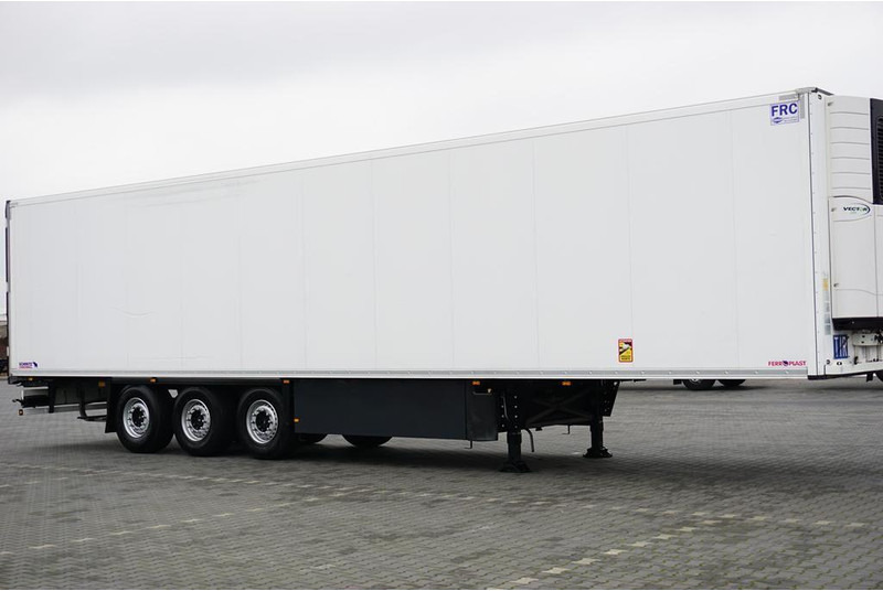 Schmitz Cargobull CHŁODNIA / CARRIER VECTOR 1550 / OŚ PODNOSZONA - Semirremolque frigorífico: foto 4 Schmitz Cargobull CHŁODNIA / CARRIER VECTOR 1550 / OŚ PODNOSZONA - Semirremolque frigorífico: foto 4