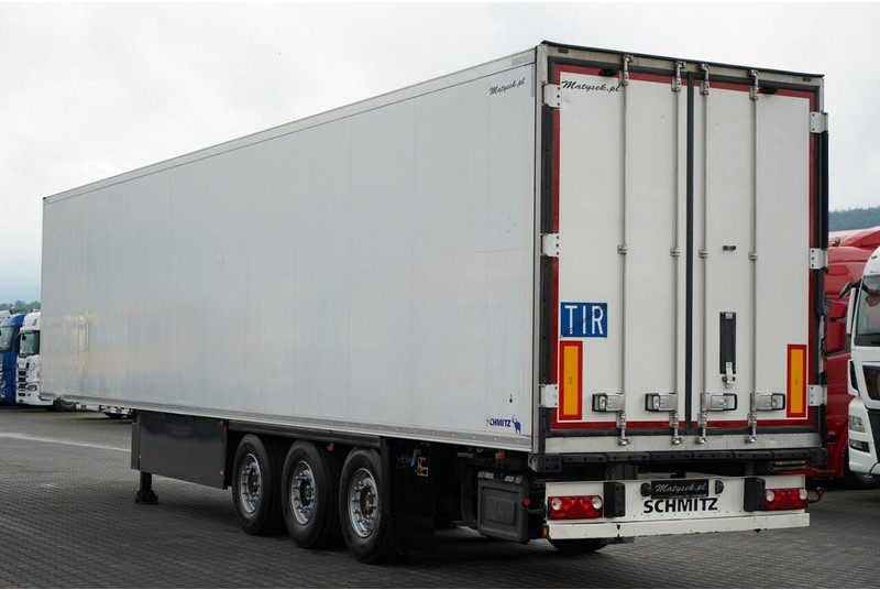Schmitz Cargobull CHŁODNIA / THERMO KING SLX 300 / HAKÓWKA / HAKOWA / OŚ PODNOSZON - Semirremolque frigorífico: foto 5 Schmitz Cargobull CHŁODNIA / THERMO KING SLX 300 / HAKÓWKA / HAKOWA / OŚ PODNOSZON - Semirremolque frigorífico: foto 5