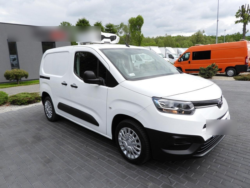 Toyota PROACE CITY FURGON CHŁODNIA -15*C ZASILANIE 230V TEMPOMAT KLIM - Furgoneta frigorifica: foto 4 Toyota PROACE CITY FURGON CHŁODNIA -15*C ZASILANIE 230V TEMPOMAT KLIM - Furgoneta frigorifica: foto 4