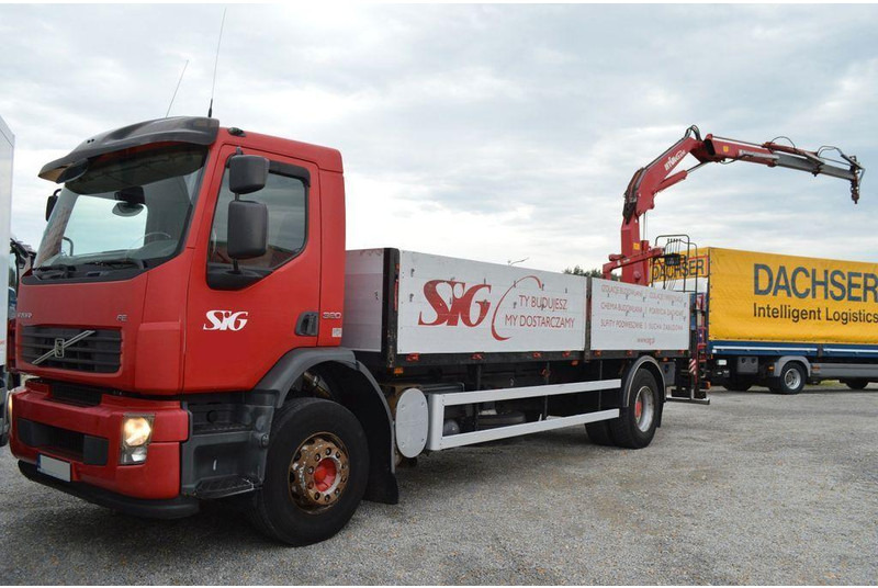 Volvo FE 18.280 - Camión caja abierta, Camión grúa: foto 1 Volvo FE 18.280 - Camión caja abierta, Camión grúa: foto 1