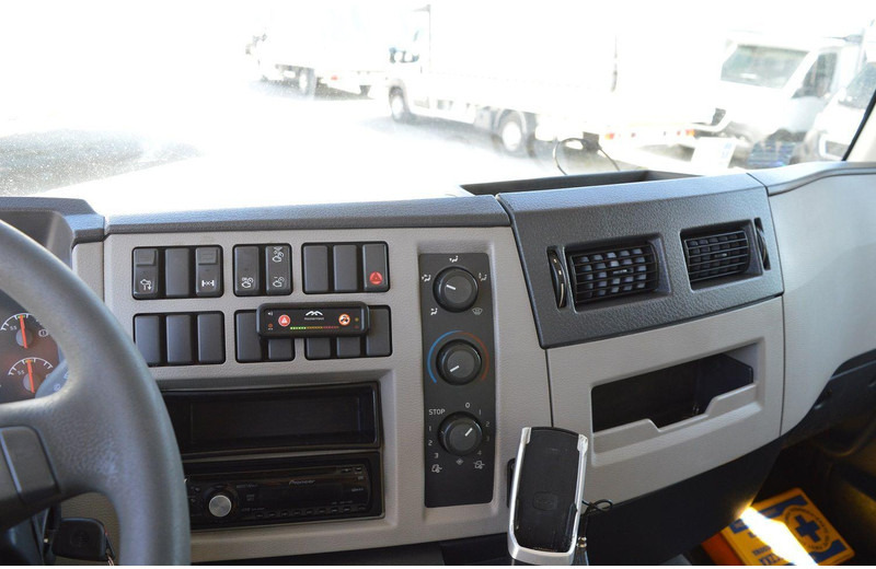 Arrendamiento de Volvo FL 18.280 Pallet Forks Rotator "22.5 5300 kg HDS AT Volvo FL 18.280 Pallet Forks Rotator "22.5 5300 kg HDS AT: foto 20 Arrendamiento de Volvo FL 18.280 Pallet Forks Rotator "22.5 5300 kg HDS AT Volvo FL 18.280 Pallet Forks Rotator "22.5 5300 kg HDS AT: foto 20