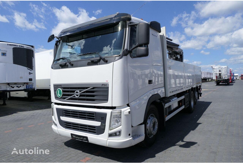 Volvo FM 460 - Camión caja abierta, Camión grúa: foto 2 Volvo FM 460 - Camión caja abierta, Camión grúa: foto 2
