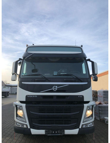 Volvo FM 460 - Camión caja abierta, Camión grúa: foto 3 Volvo FM 460 - Camión caja abierta, Camión grúa: foto 3